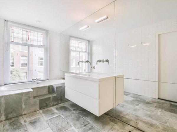 luxurious-bathroom-with-marble-floor-and-bathtub