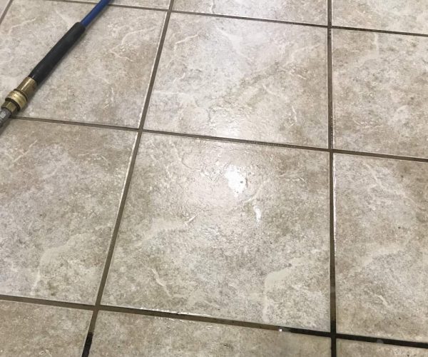beige tile and grout before cleaning